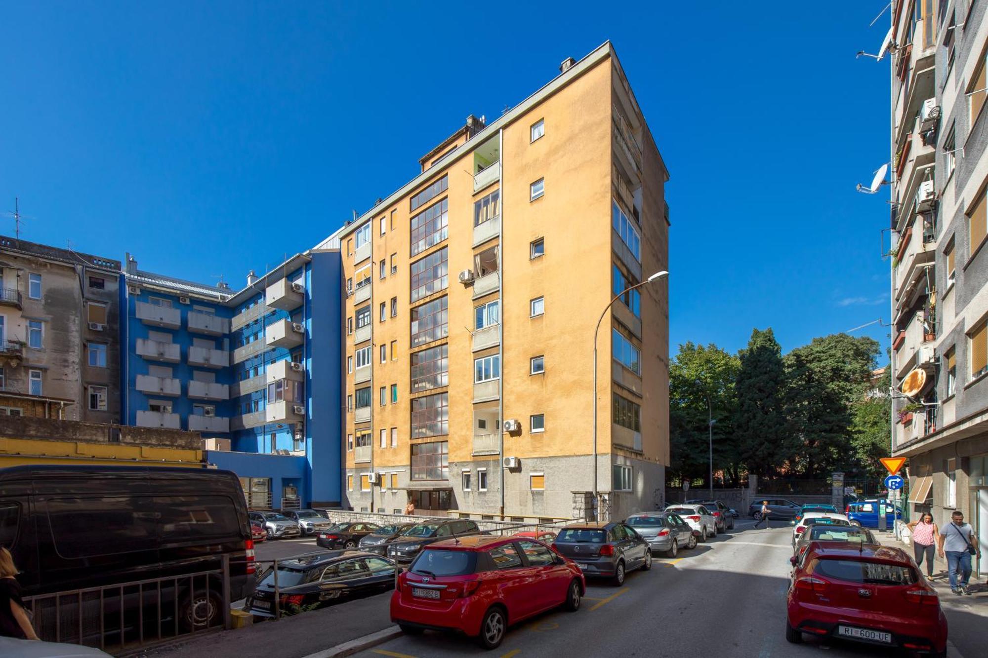 Apartment City Flower Рийека Екстериор снимка