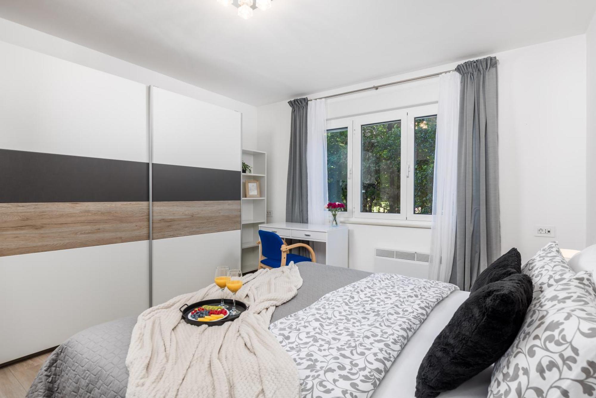 Apartment City Flower Рийека Екстериор снимка
