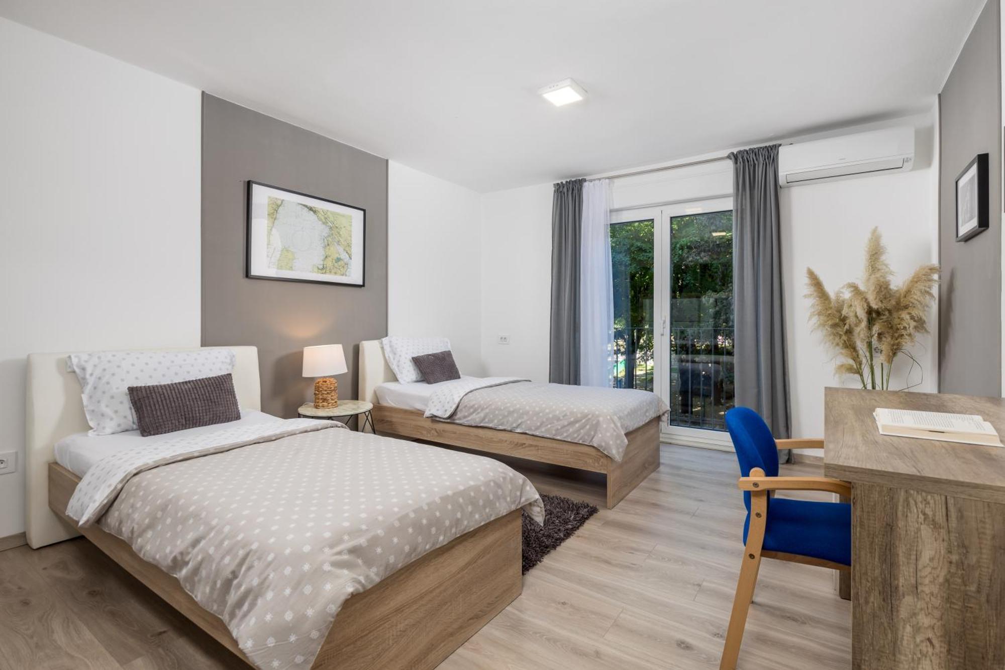 Apartment City Flower Рийека Екстериор снимка