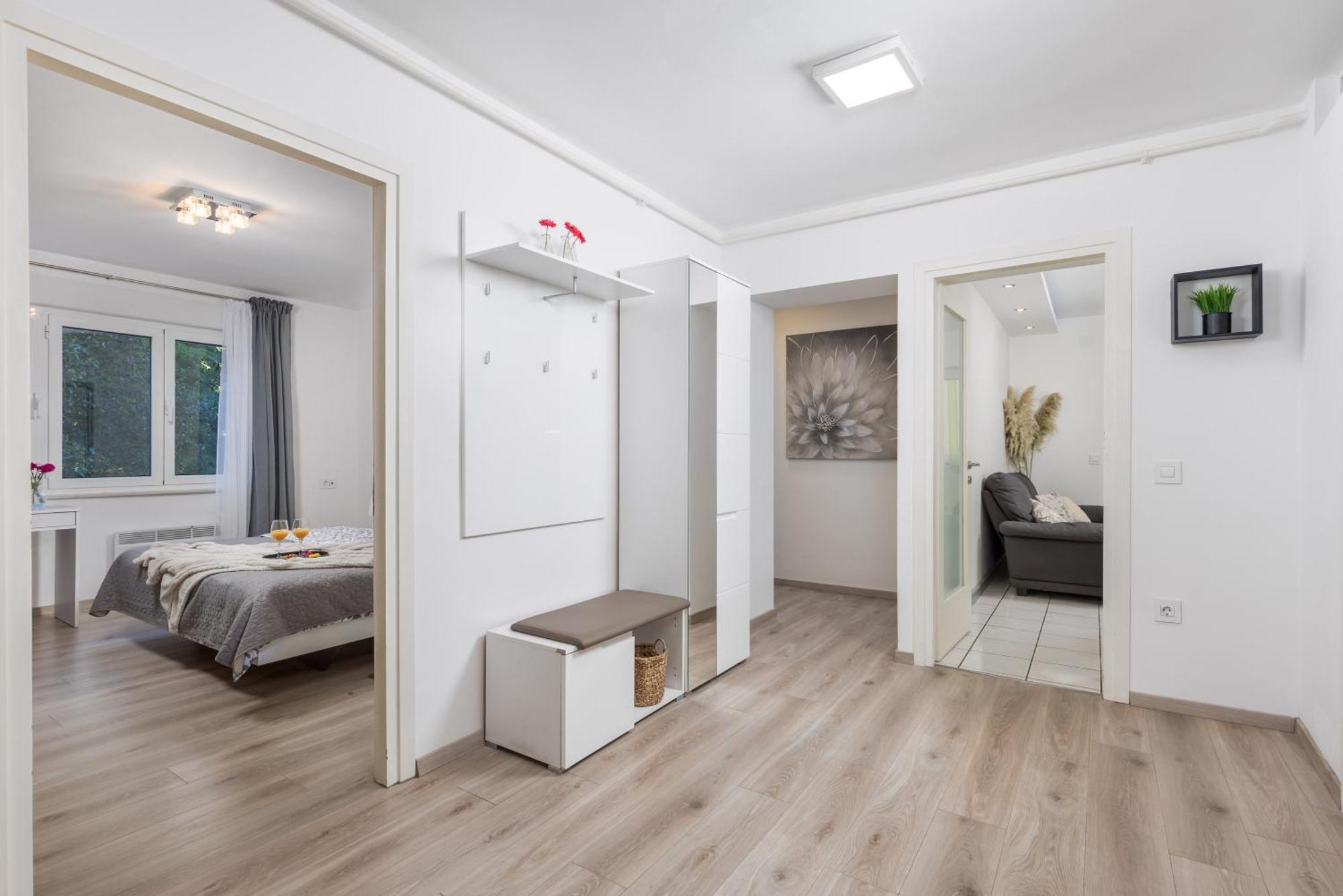 Apartment City Flower Рийека Екстериор снимка
